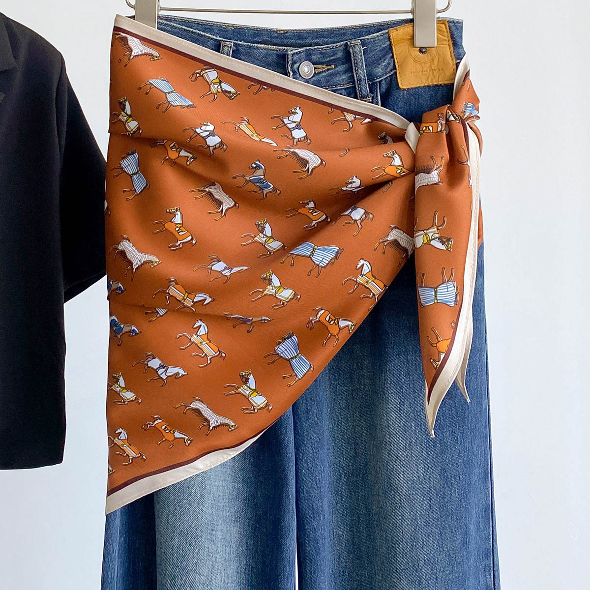 Модный атласный треугольный пл – обзор и цена Bandana Multi Way